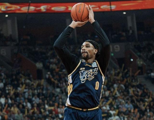 开云体育下载-萨林杰：辽宁并没有真正限制我们，只是很多空位投篮没能投进